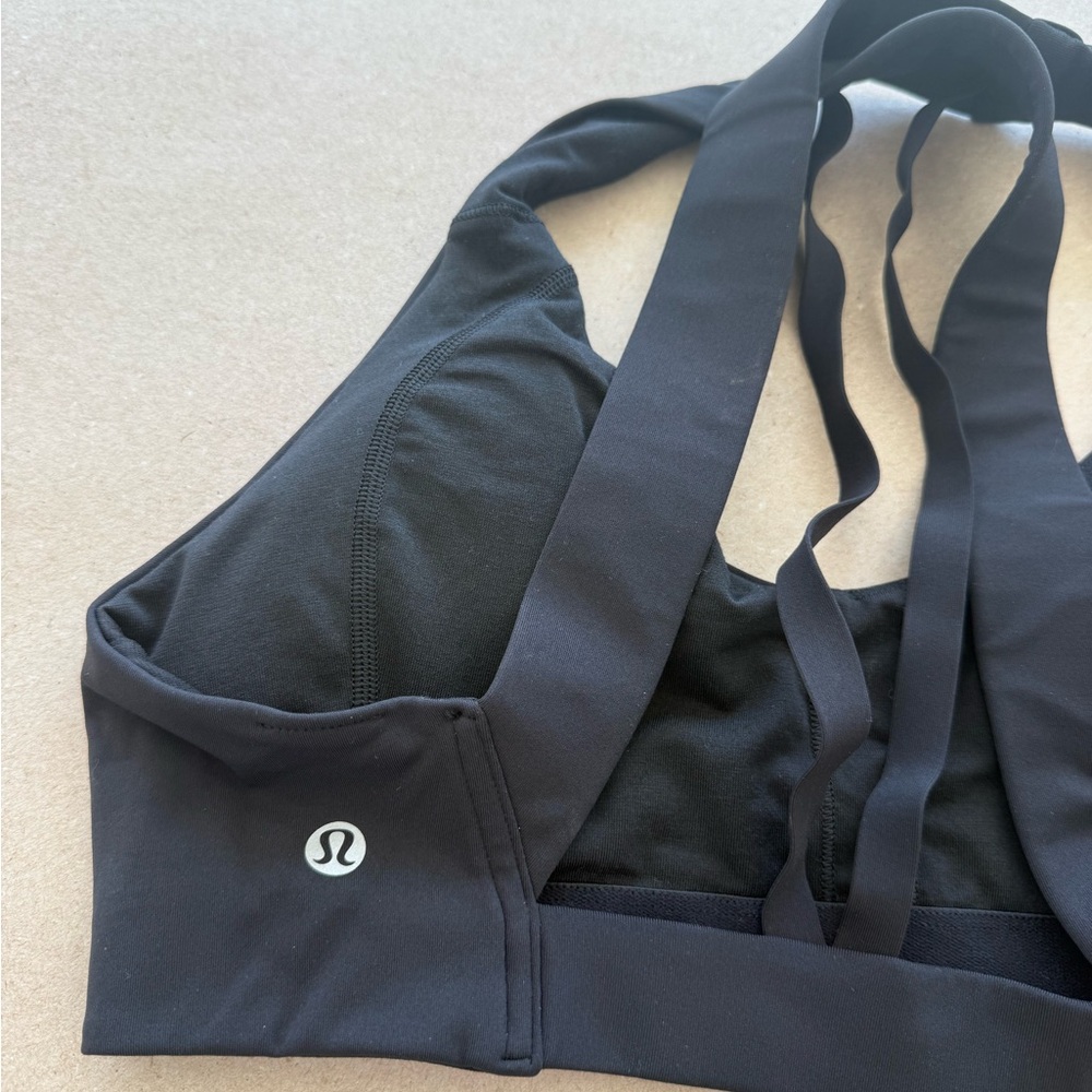 Lululemon — NWOT Black Strappy Sports Bra - Size 8 - Picture 4 of 6